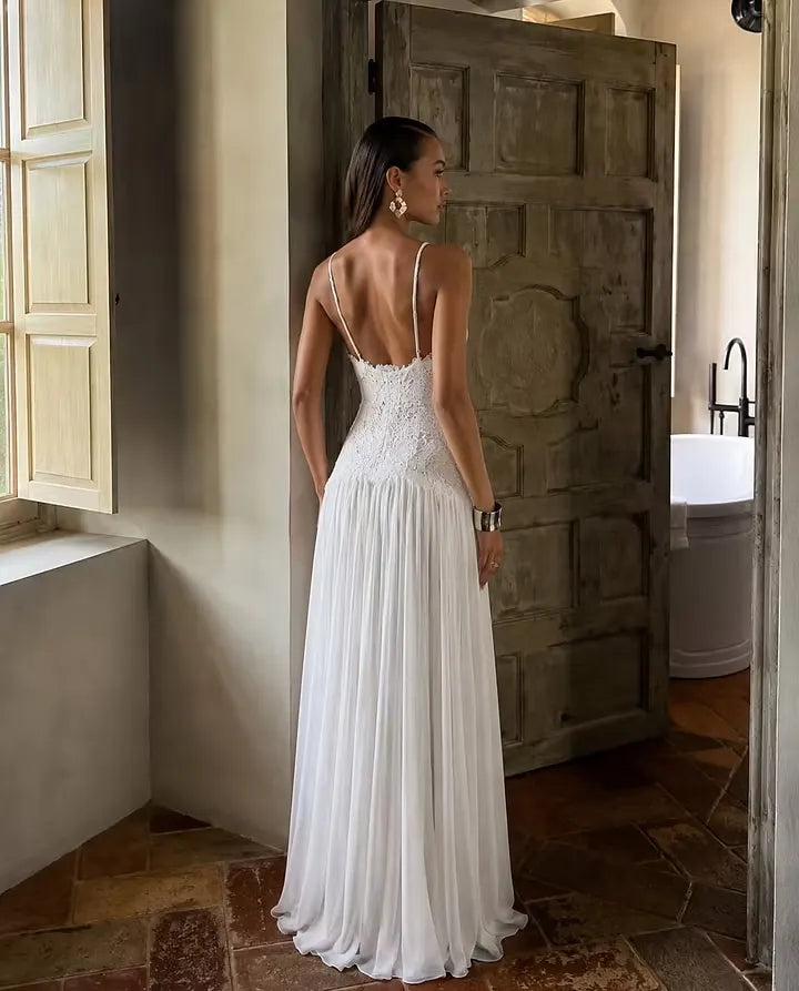 Elegant White Lace Sleeveless Halter Long Prom Dress with Pleated