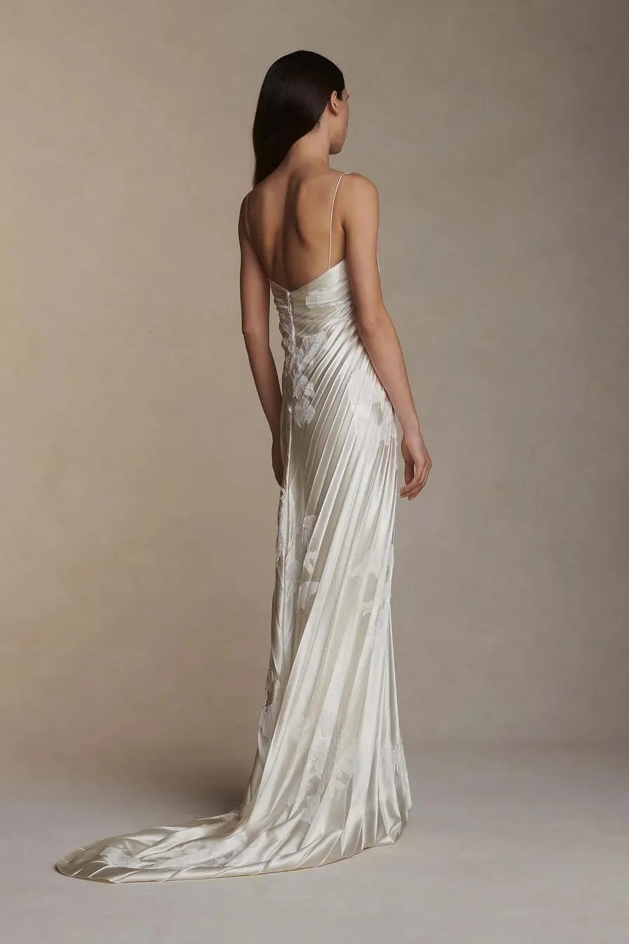Beautiful Satin Sleeveless Spaghetti Strap Long Prom Dress With Appliques