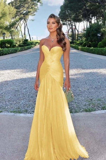 Glamorous Sweetheart Sleeveless Long Prom Dress with Pleated