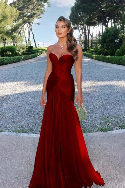 Glamorous Sweetheart Sleeveless Long Prom Dress with Pleated