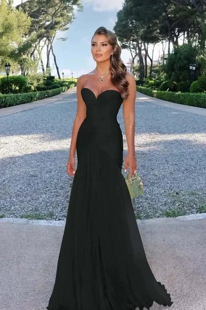 Glamorous Sweetheart Sleeveless Long Prom Dress with Pleated