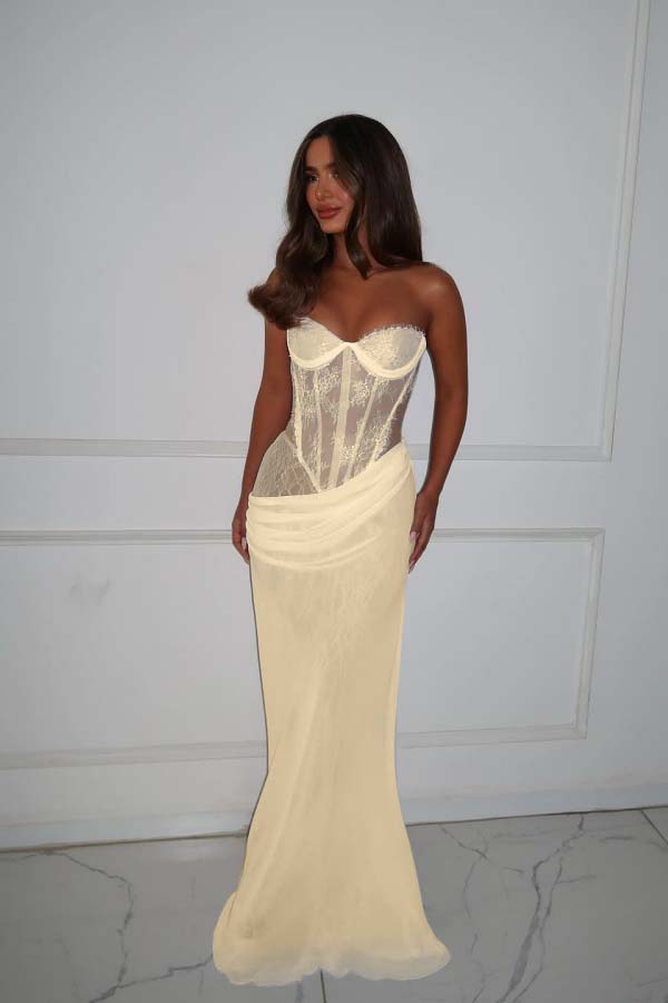 Charming White Sweetheart Sleeveless Lace Prom Dress with Pleated