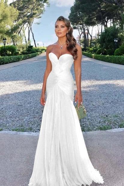 Glamorous Sweetheart Sleeveless Long Prom Dress with Pleated