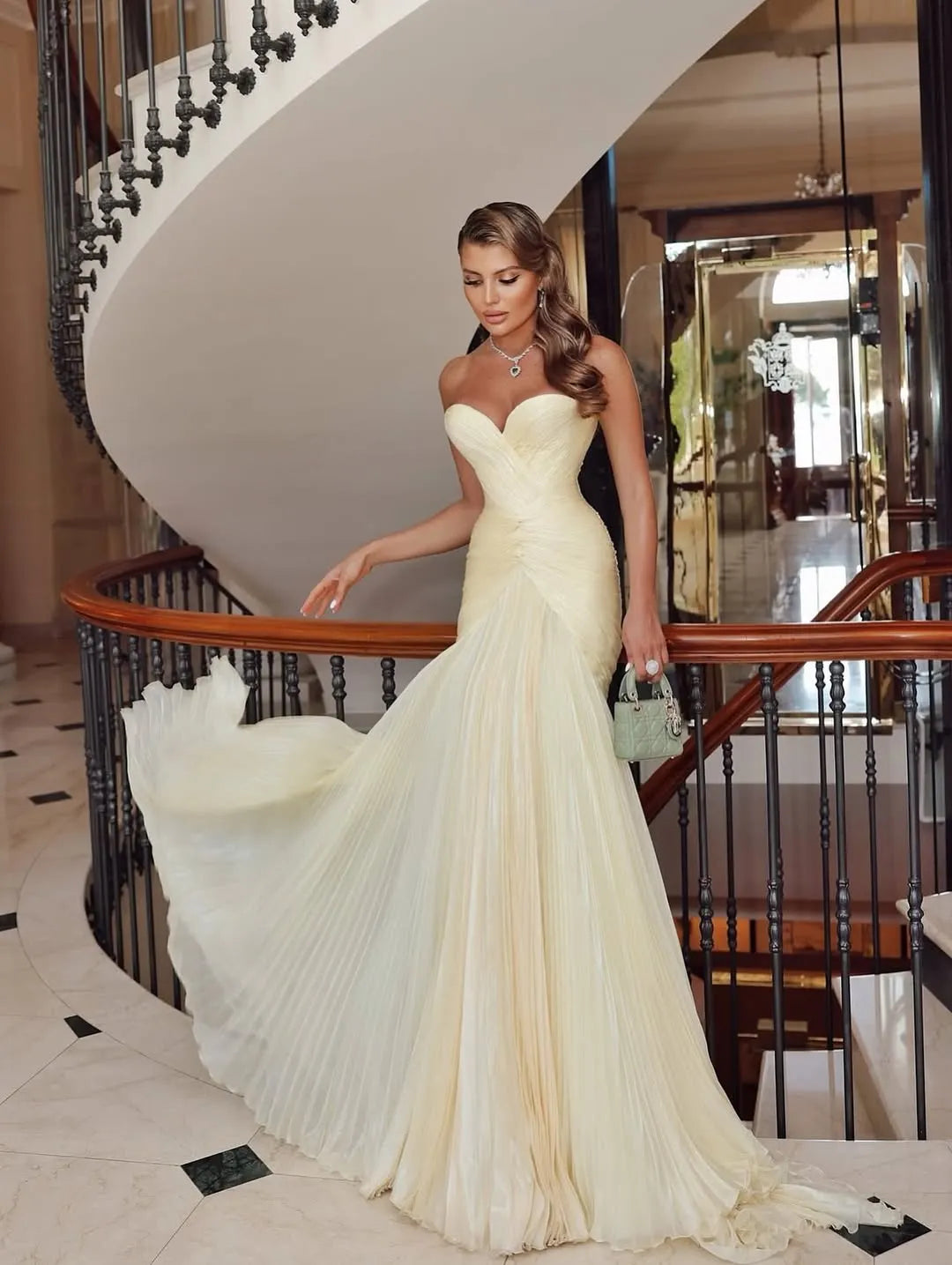 Glamorous Sweetheart Sleeveless Long Prom Dress with Pleated