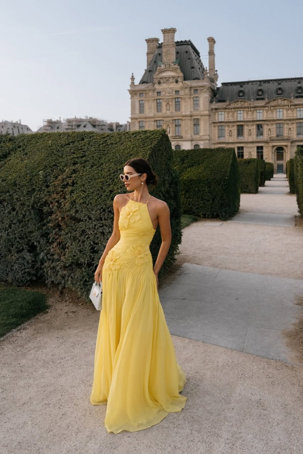 Elegant Yellow Chiffon Halter Sleeveless Applique Prom Dress with Pleated