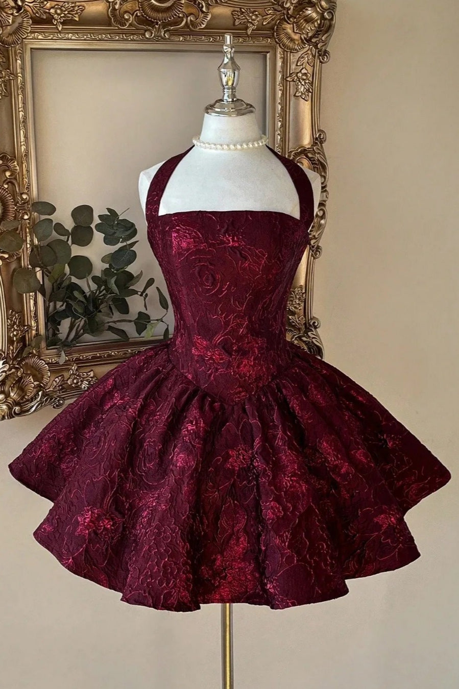 Charming Burgundy Sleeveless Halter Mini Prom Dress with A line