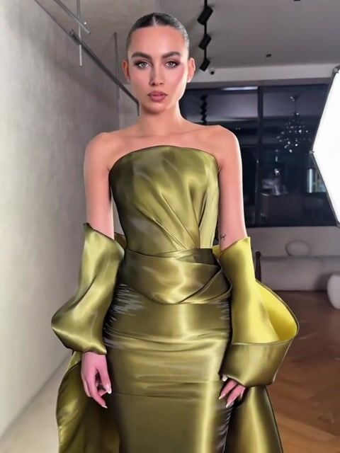 Dreamy Green Satin Strapless Sleeveless Long Prom Dress with Bow