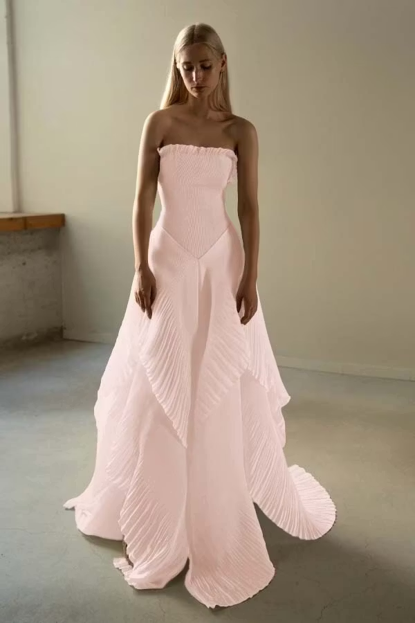 Chic Ivory Chiffon Strapless Sleeveless Slim Long Prom Dress with Ruffles