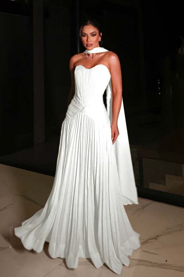 Glamorous Strapless Sleeveless Pleated Long Prom Dress with Scarf