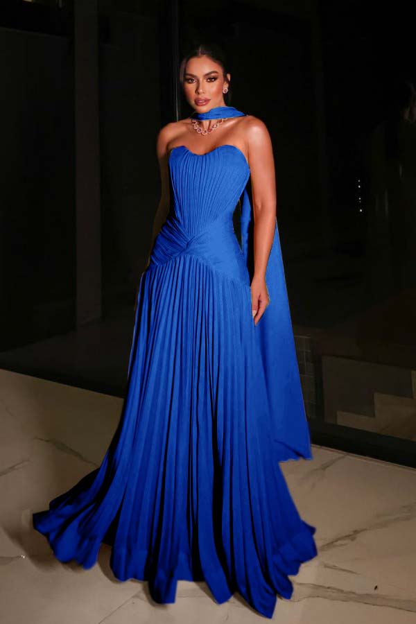 Glamorous Strapless Sleeveless Pleated Long Prom Dress with Scarf