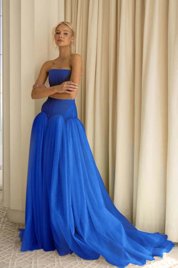 Sexy Sage Tulle Strapless Sleeveless Long Prom Dress with Pleated