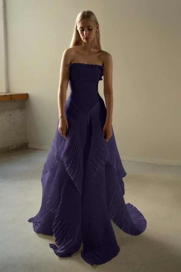 Chic Ivory Chiffon Strapless Sleeveless Slim Long Prom Dress with Ruffles