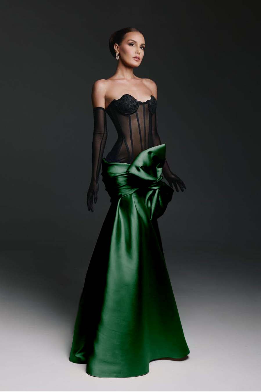 Stunning Sweetheart Sleeveless Mermaid Bow Prom Dress with Gloves