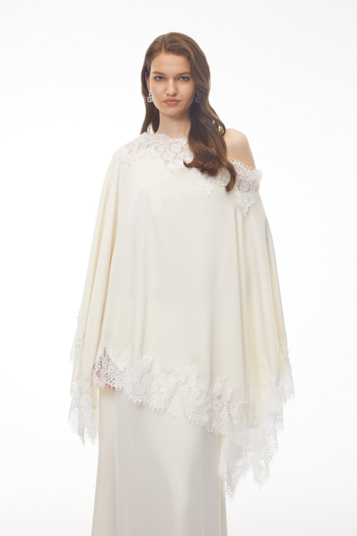 Carlota Cream Cape & Skirt Set with Lace Trim