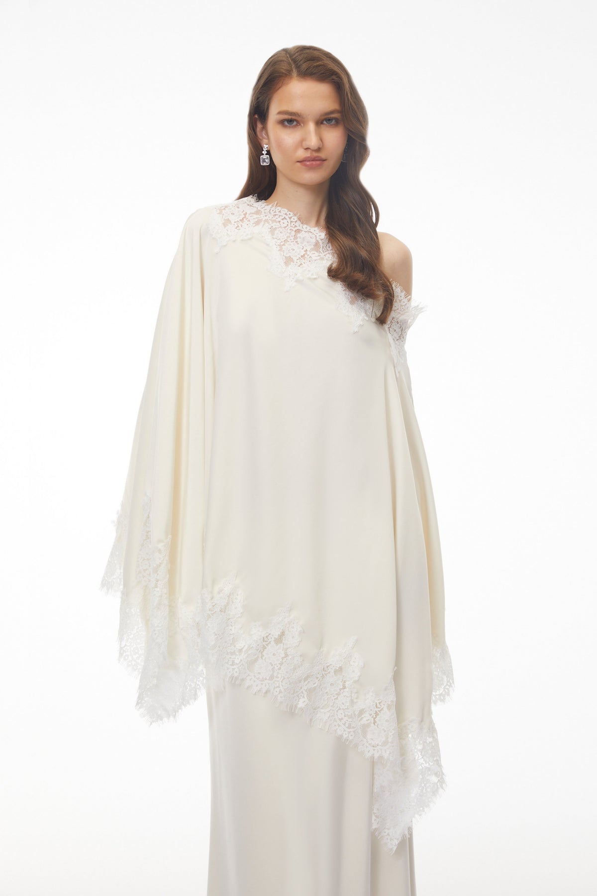 Carlota Cream Cape & Skirt Set with Lace Trim