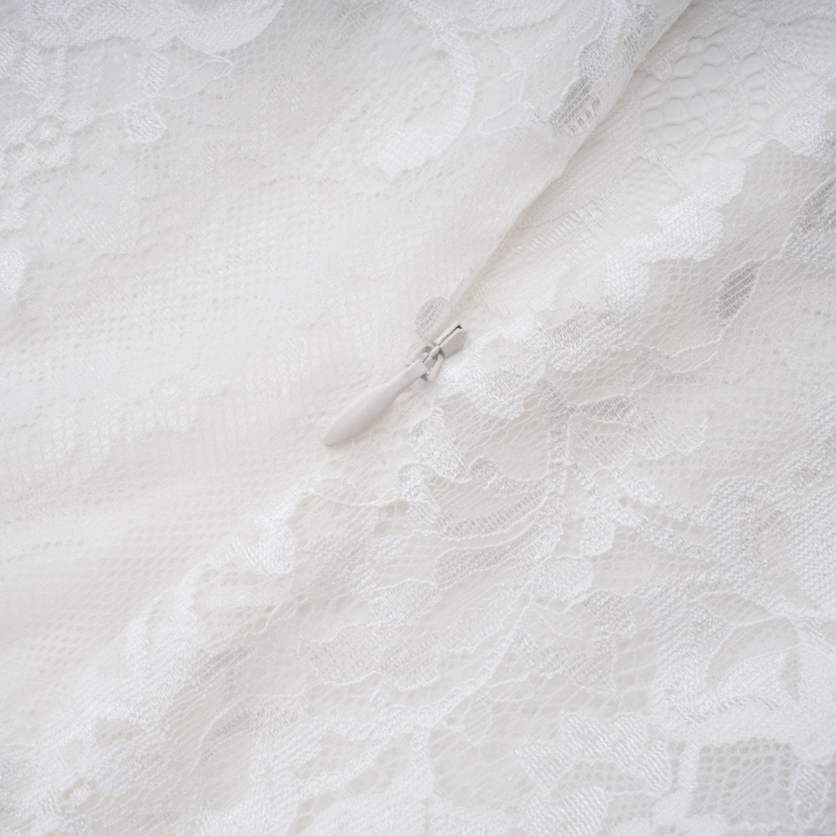 Michalina White Lace Convertible Gown with Detachable Skirt
