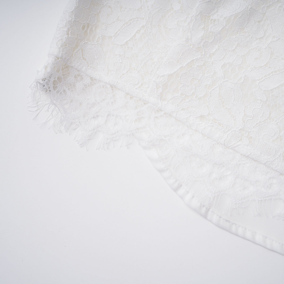 Siosi White Ruched Top & Skirt Set with Lace Trim