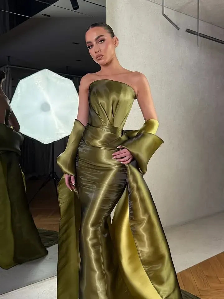 Dreamy Green Satin Strapless Sleeveless Long Prom Dress with Bow