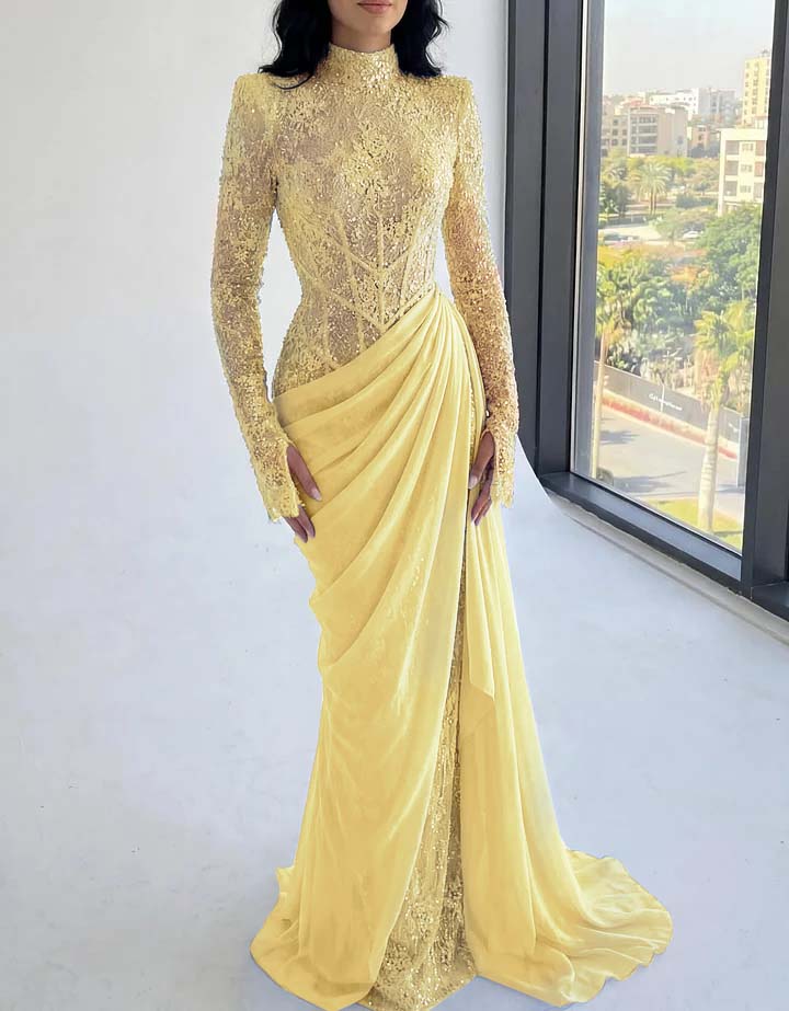 Chic High Neck Long Sleeves Beaded Applique Pleated Prom Dress with Train