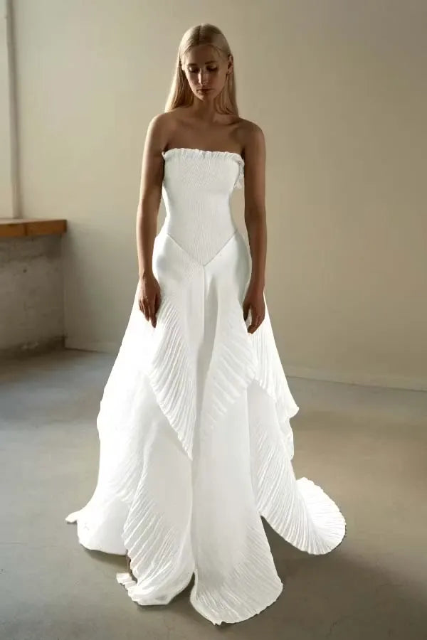 Chic Ivory Chiffon Strapless Sleeveless Slim Long Prom Dress with Ruffles