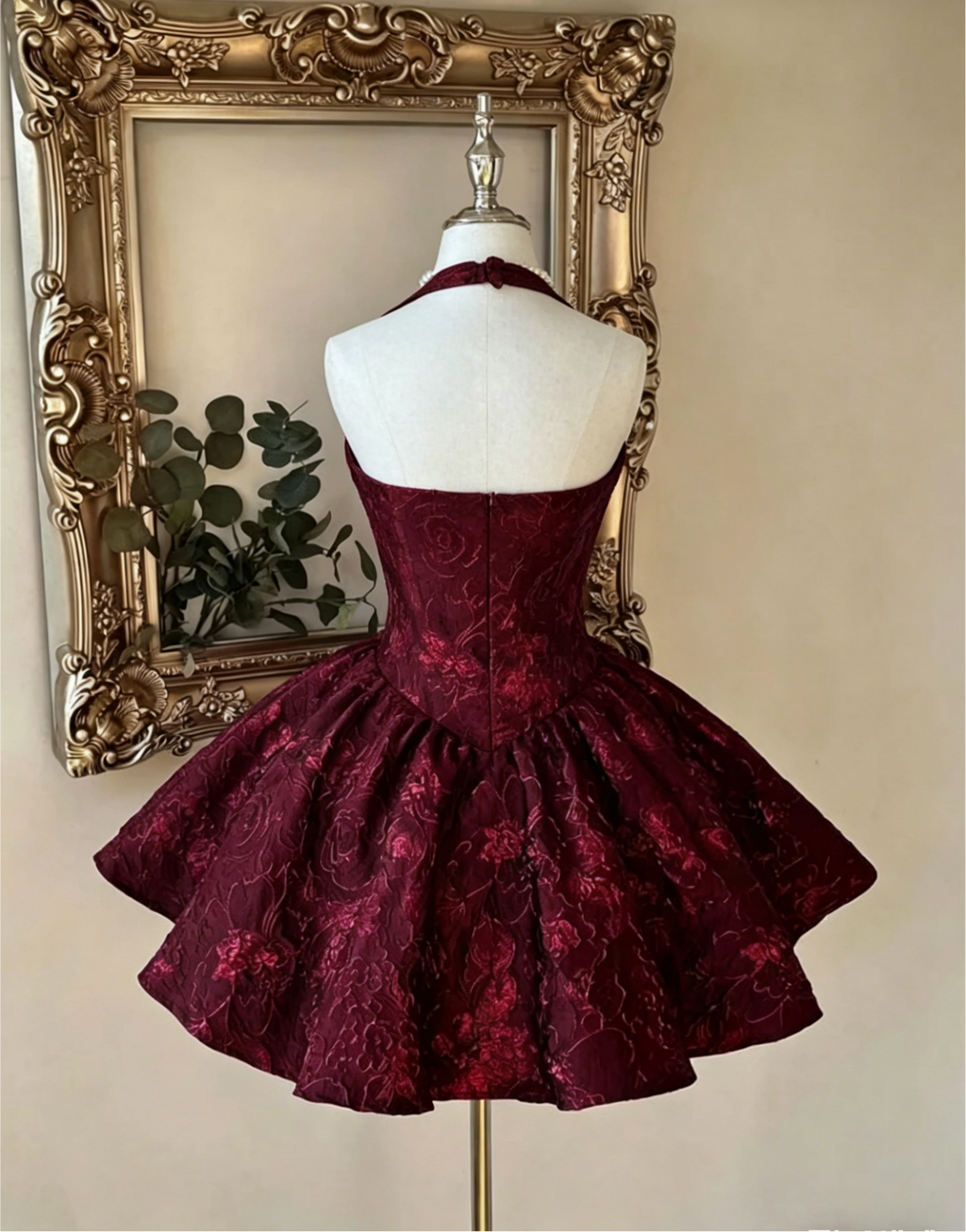 Charming Burgundy Sleeveless Halter Mini Prom Dress with A line