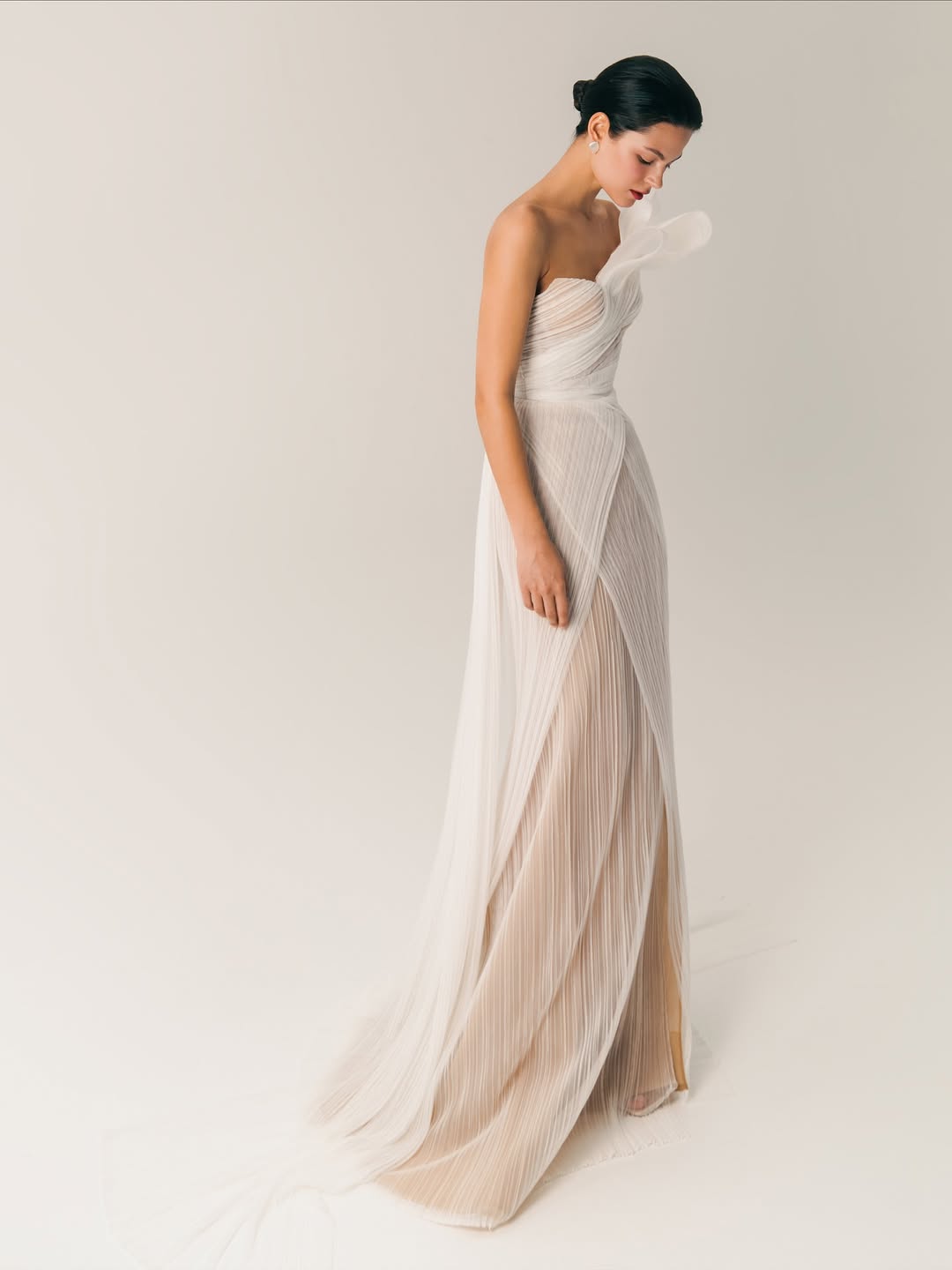 Elegant One Shoulder Sleeveless Pleated Prom Dress with Train