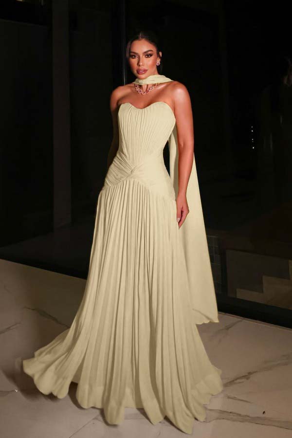 Glamorous Strapless Sleeveless Pleated Long Prom Dress with Scarf