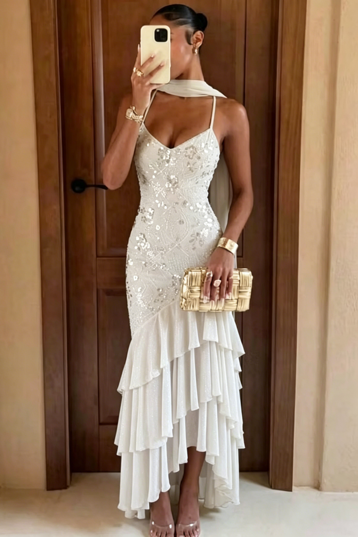 Chic Green Chiffon Sleeveless Spaghetti Strap Ruffles Hem Long Prom Dress with Scarf